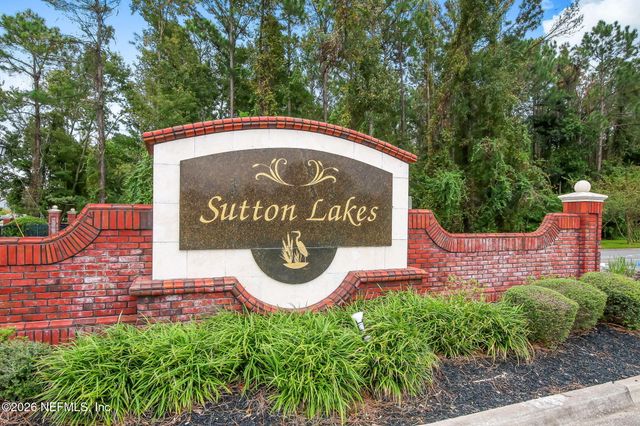 1706 ASTON HALL Drive E, Jacksonville, FL 32246