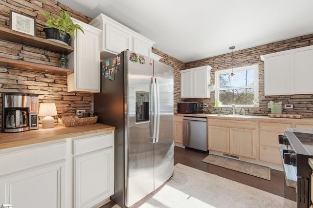 505 Kensington Road, Taylors, SC 29687