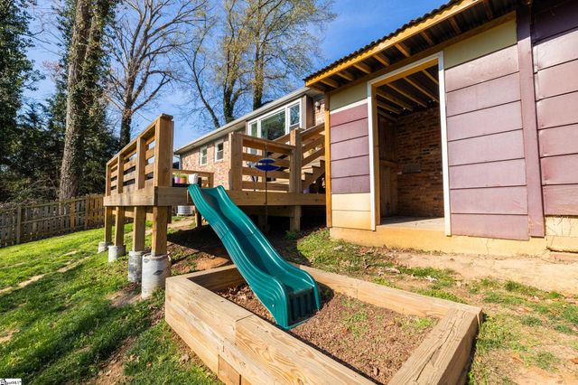 505 Kensington Road, Taylors, SC 29687