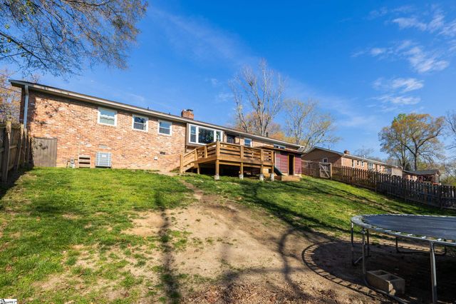 505 Kensington Road, Taylors, SC 29687