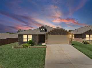 161 Anderson Mill Street, Azle, TX 76020