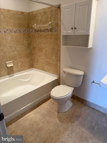 6185 WILLOW PL #105, Bealeton, VA 22712