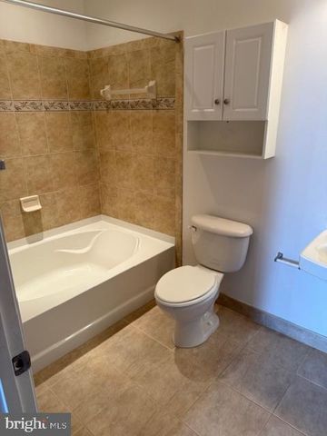 6185 WILLOW PL #105, Bealeton, VA 22712