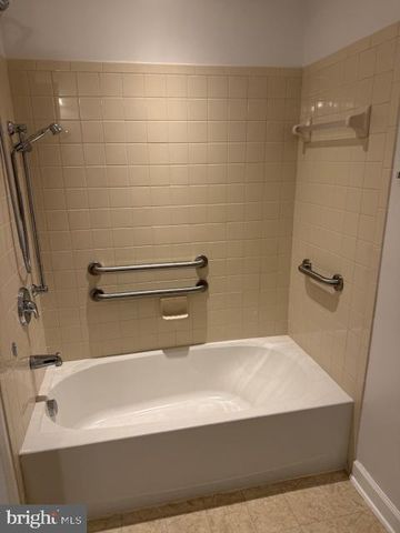 6185 WILLOW PL #105, Bealeton, VA 22712