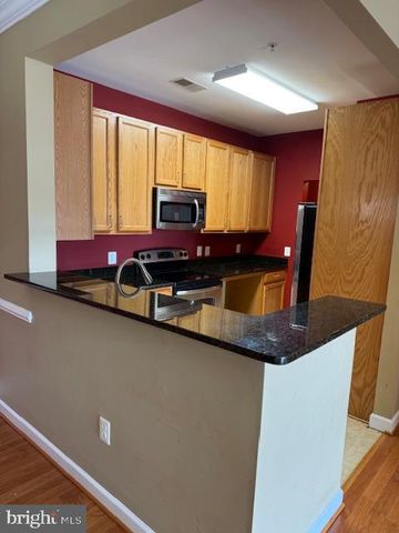 6185 WILLOW PL #105, Bealeton, VA 22712