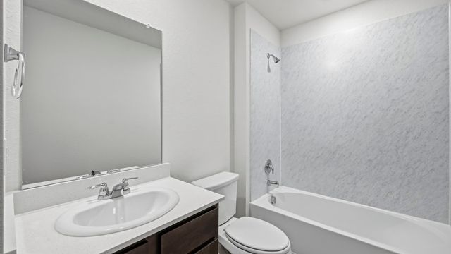 729 Lantana Lane, Pilot Point, TX 76258