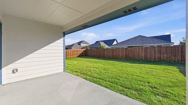 729 Lantana Lane, Pilot Point, TX 76258