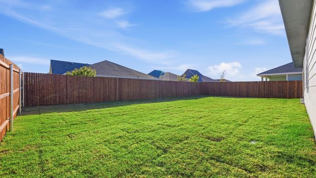 729 Lantana Lane, Pilot Point, TX 76258