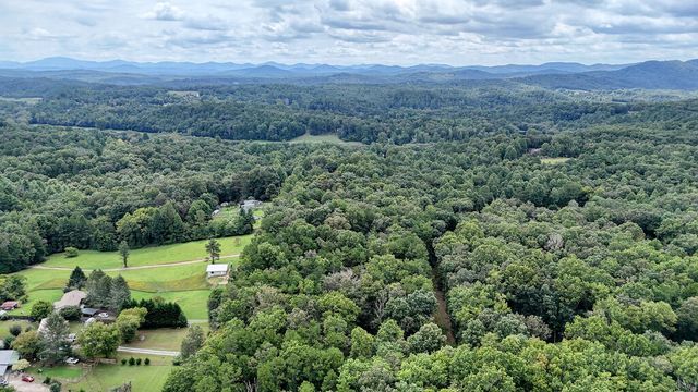 750 Cook Bridge Road, Murphy, NC 28906