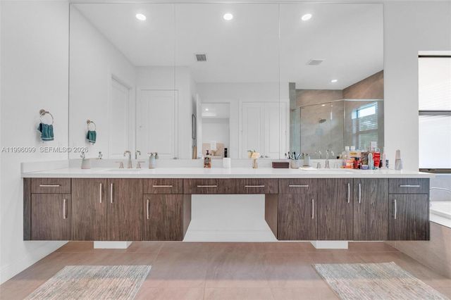 9150 Parkland Bay Drive, Parkland, FL 33076