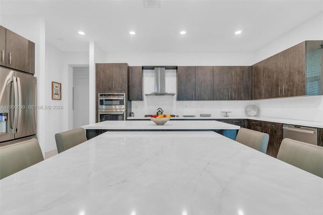 9150 Parkland Bay Drive, Parkland, FL 33076