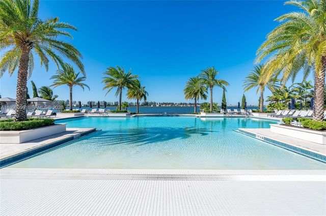 9150 Parkland Bay Drive, Parkland, FL 33076