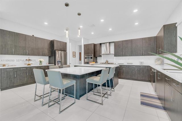 9150 Parkland Bay Drive, Parkland, FL 33076
