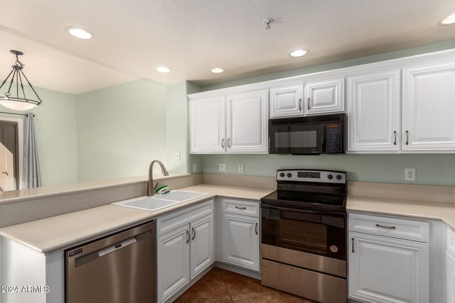 19700 N 76TH Street 2168, Scottsdale, AZ 85255