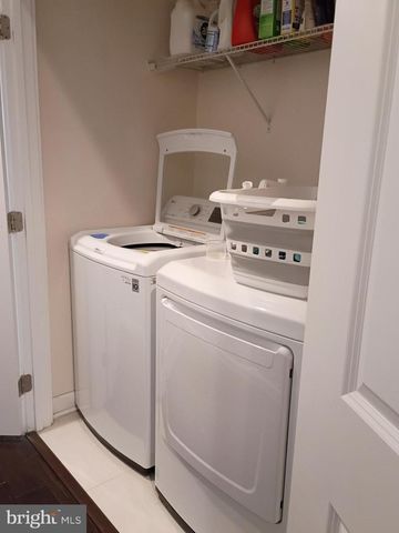 3113 SUNDROPS CT, Fairfax, VA 22031