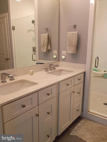 3113 SUNDROPS CT, Fairfax, VA 22031