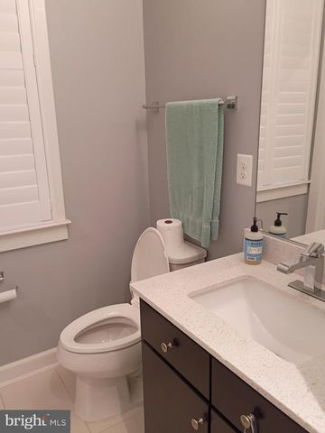 3113 SUNDROPS CT, Fairfax, VA 22031