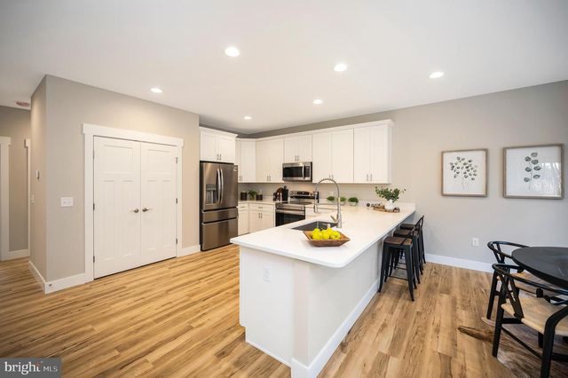 31 BOXWOOD DR, Bumpass, VA 23024