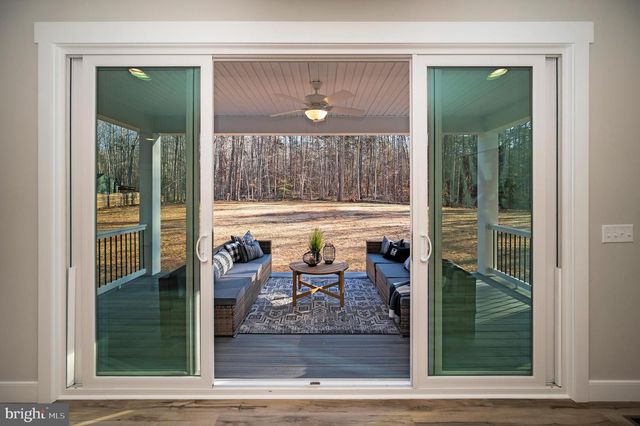 31 BOXWOOD DR, Bumpass, VA 23024