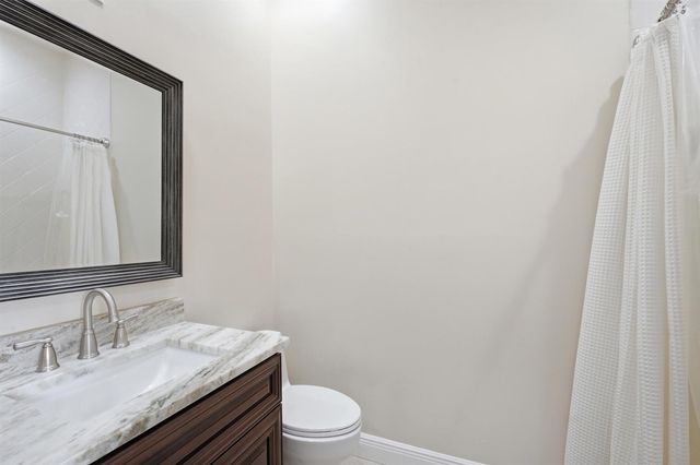 116 NW Summerville Court, Port Saint Lucie, FL 34986
