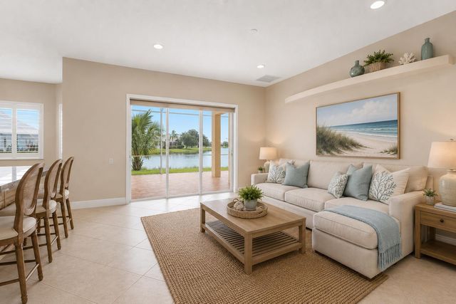116 NW Summerville Court, Port Saint Lucie, FL 34986