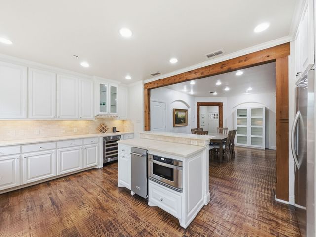 2033 Harbor Way 104, Graford, TX 76449