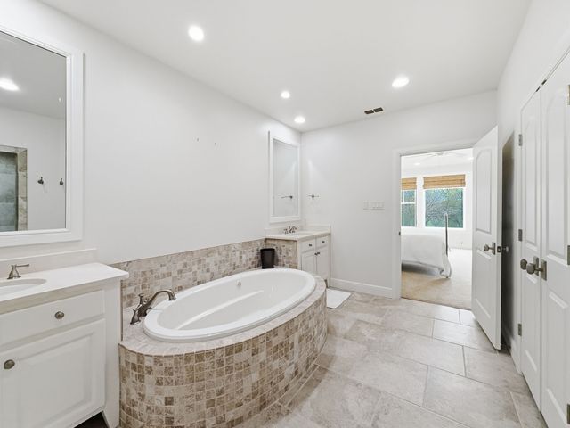 2033 Harbor Way 104, Graford, TX 76449