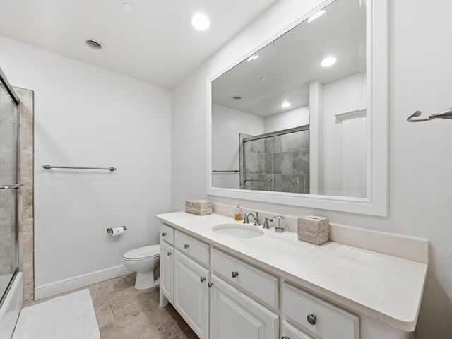 2033 Harbor Way 104, Graford, TX 76449