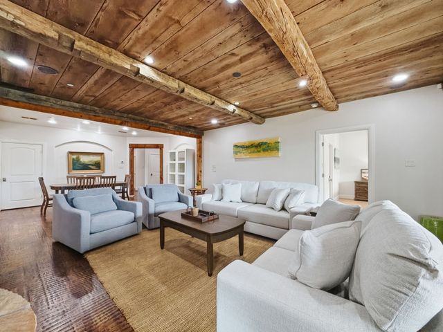 2033 Harbor Way 104, Graford, TX 76449
