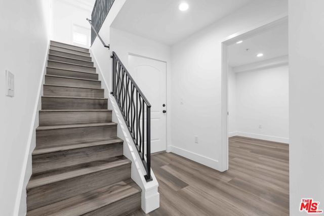 6006 Klump Avenue 1, North Hollywood (los Angeles), CA 91606