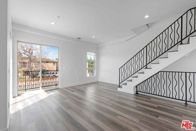 6006 Klump Avenue 1, North Hollywood (los Angeles), CA 91606