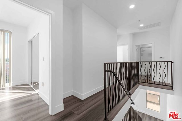 6006 Klump Avenue 1, North Hollywood (los Angeles), CA 91606