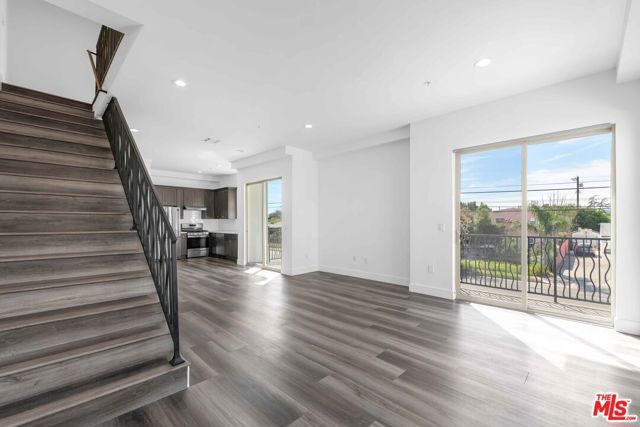 6006 Klump Avenue 1, North Hollywood (los Angeles), CA 91606