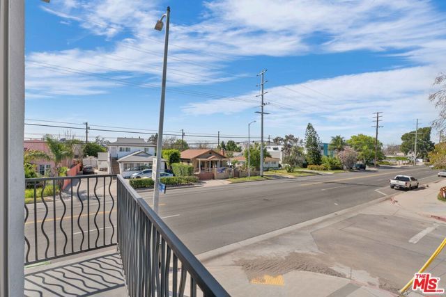 6006 Klump Avenue 1, North Hollywood (los Angeles), CA 91606