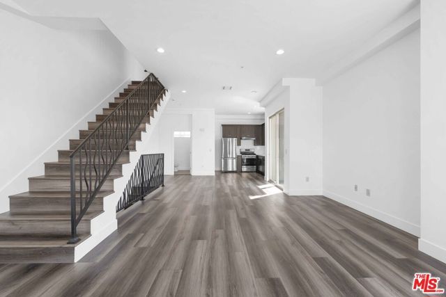 6006 Klump Avenue 1, North Hollywood (los Angeles), CA 91606