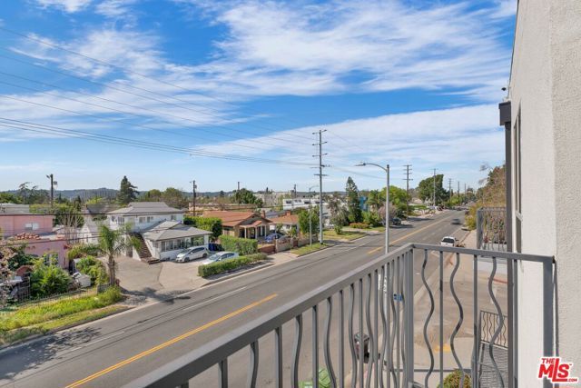 6006 Klump Avenue 1, North Hollywood (los Angeles), CA 91606