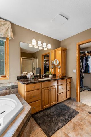 13599 Stonebrooke Curve, Shakopee, MN 55379