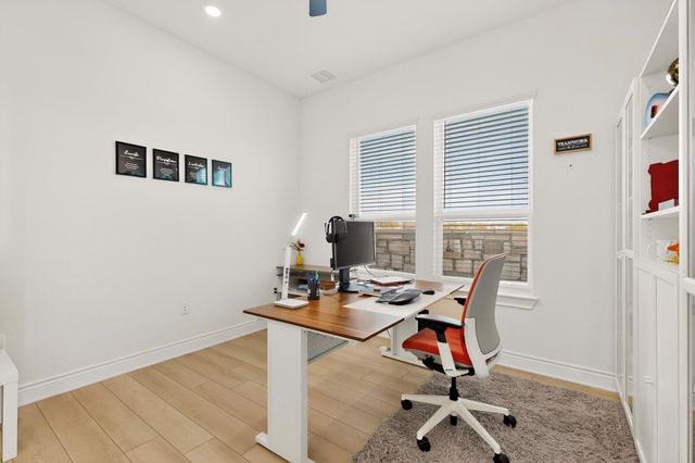 2121 LOLO LN, Leander, TX 78641