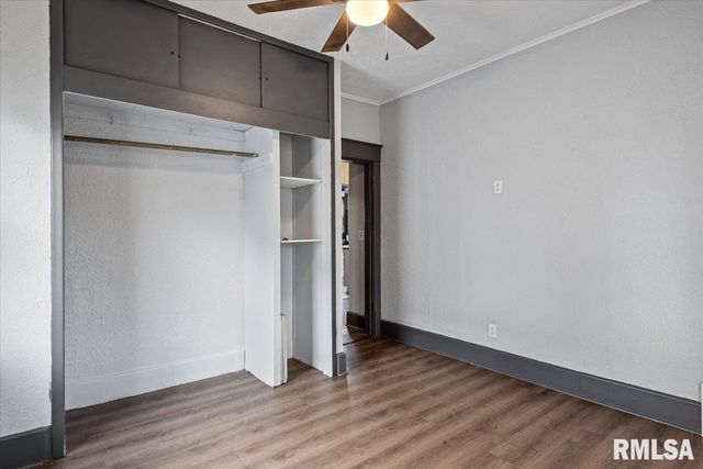 2409 S Lowell Avenue, Springfield, IL 62704