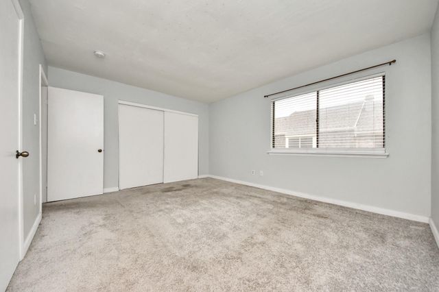 5000 Milwee Street 34, Houston, TX 77092