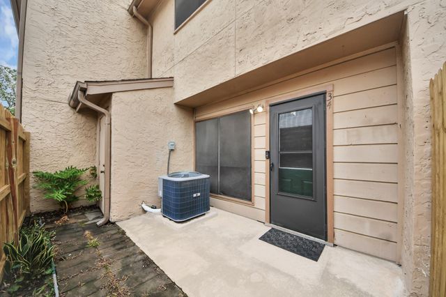 5000 Milwee Street 34, Houston, TX 77092
