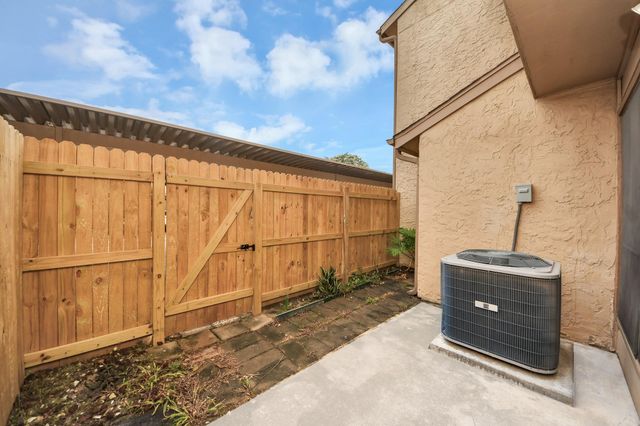 5000 Milwee Street 34, Houston, TX 77092