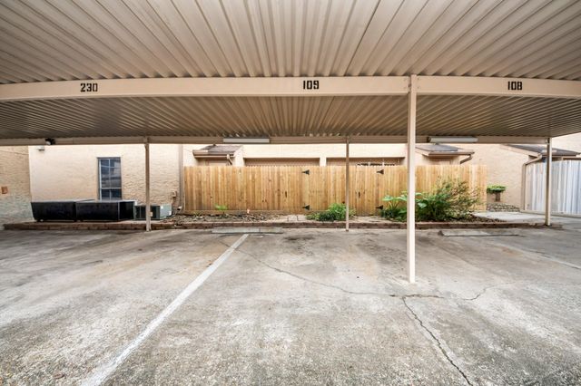 5000 Milwee Street 34, Houston, TX 77092