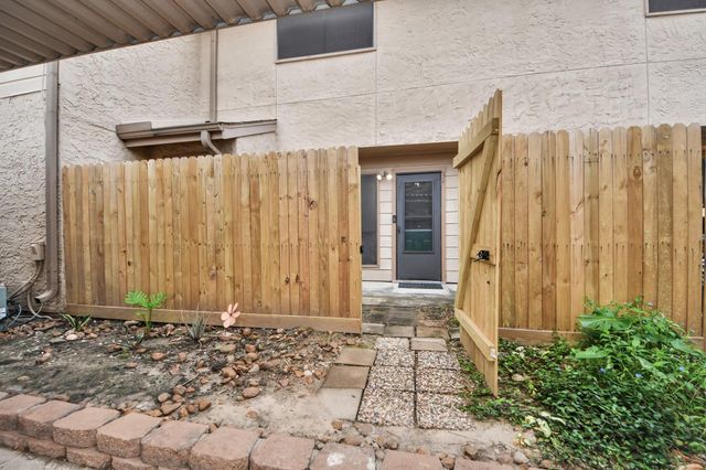 5000 Milwee Street 34, Houston, TX 77092