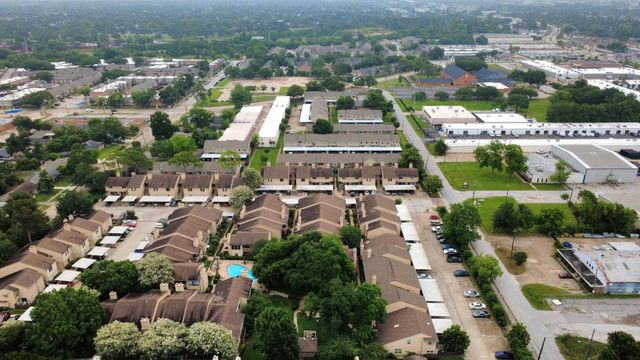 5000 Milwee Street 34, Houston, TX 77092