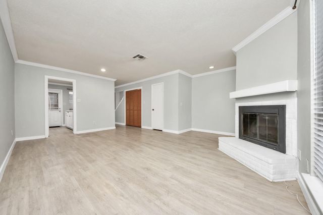 5000 Milwee Street 34, Houston, TX 77092