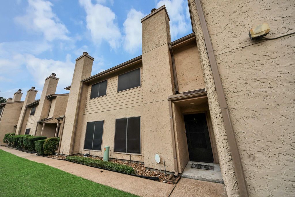 5000 Milwee Street 34, Houston, TX 77092