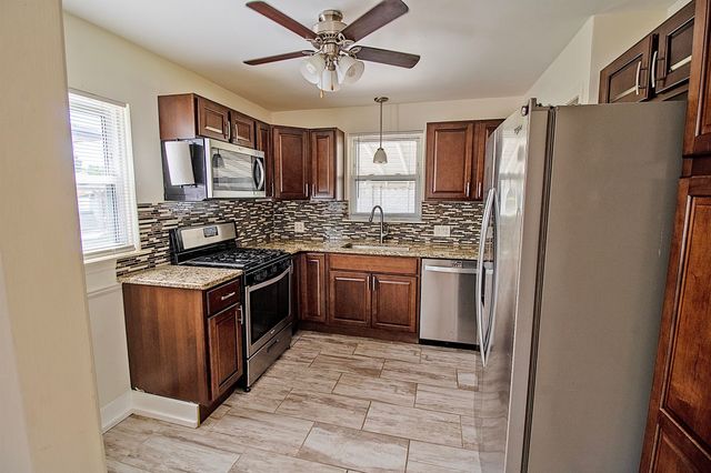 19836 Shady Lane Avenue, Saint Clair Shores, MI 48080