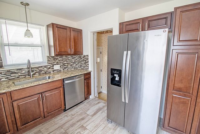 19836 Shady Lane Avenue, Saint Clair Shores, MI 48080