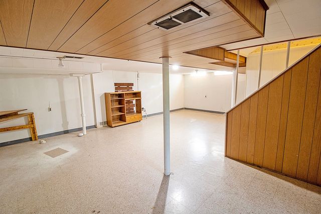 19836 Shady Lane Avenue, Saint Clair Shores, MI 48080